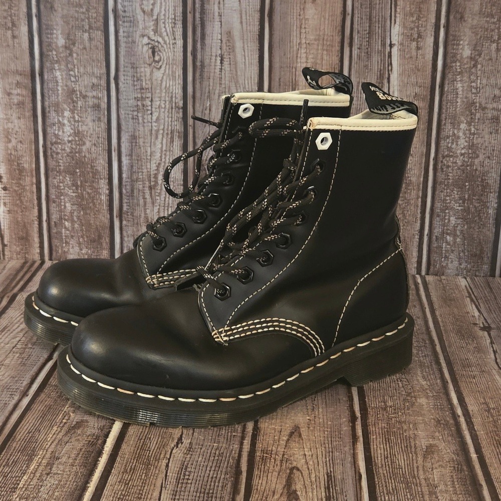Sz 5 US Womens Dr. Martens 1460 Black White Contrast Stitch Boots VGUC!